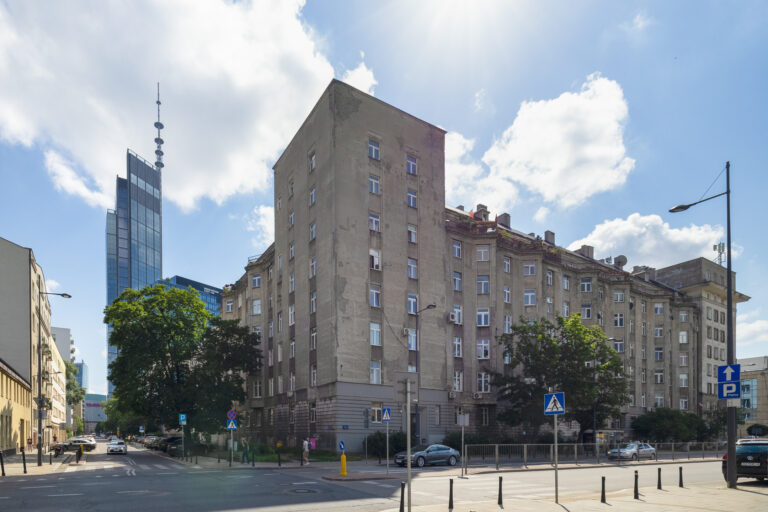 2 Bedroom Flat For Sale In Warsaw