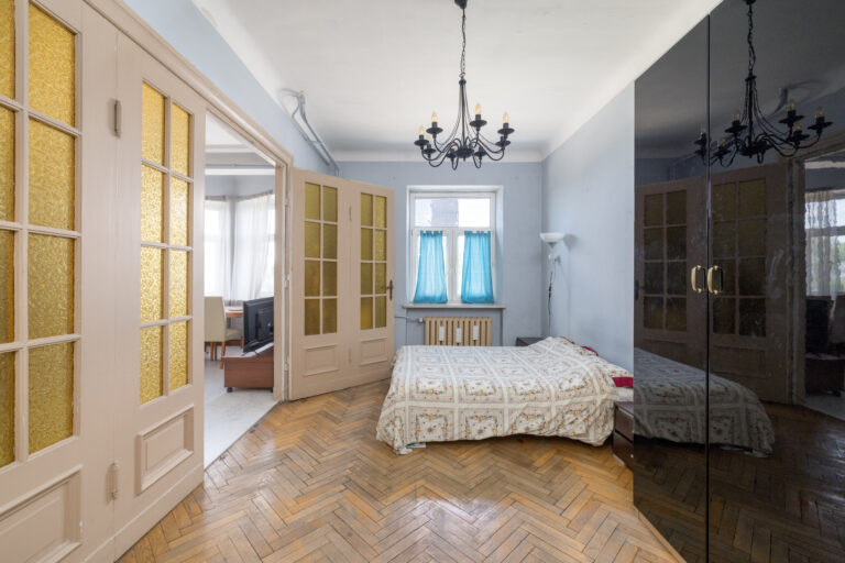 2 Bedroom Flat For Sale In Warsaw