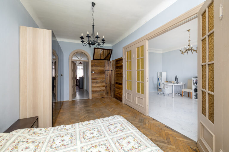 2 Bedroom Flat For Sale In Warsaw