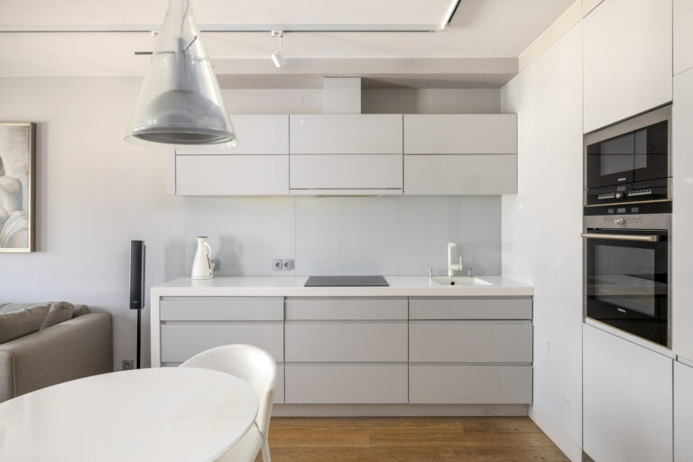 1 Bedroom Apartment For Sale Warsaw