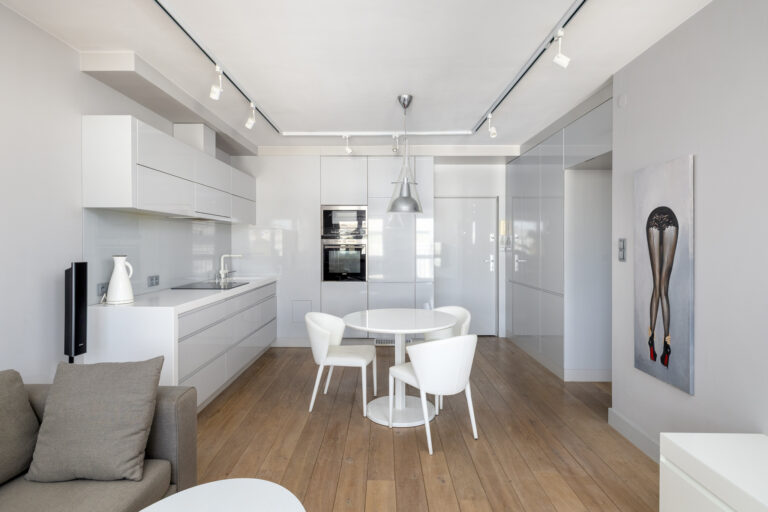 1 Bedroom Apartment For Sale Warsaw